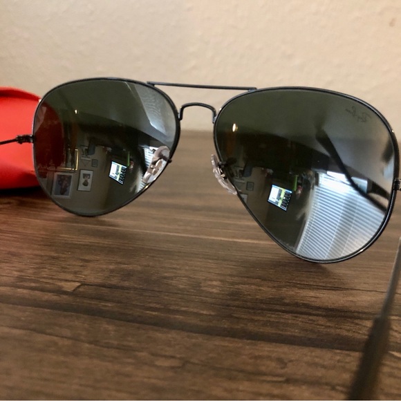 Ray-Ban RB3025 Black Large Metal Aviator Sunglasses - Picture 6 of 14